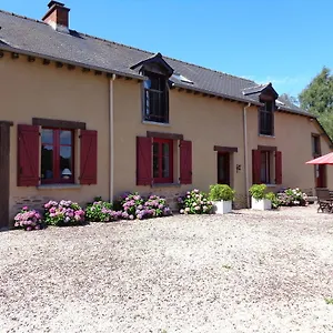 Chambres D'hotes Domaine Du Bois-basset Bed & Breakfast